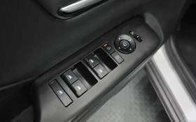 Hyundai Kona 1.6 T-GDi - 2WD, снимка 13