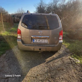 Nissan Pathfinder Джип , снимка 6