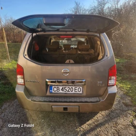 Nissan Pathfinder Джип , снимка 2