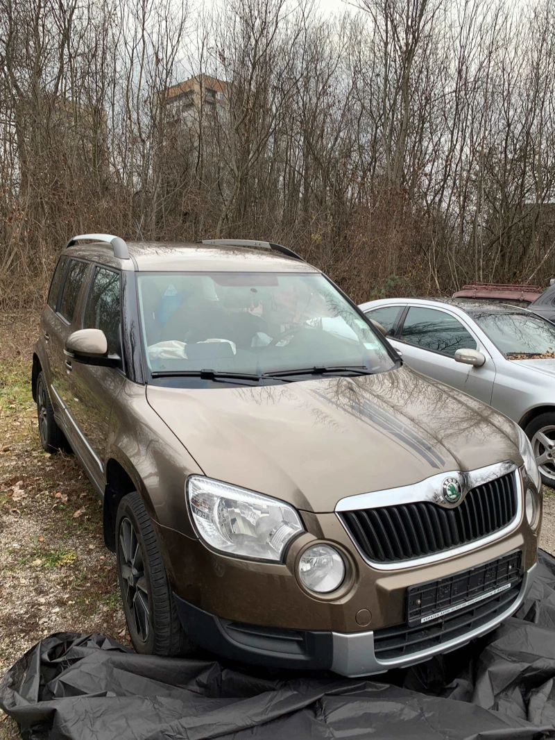 Skoda Yeti 2.0 TDi ADVENTURE, снимка 1 - Автомобили и джипове - 48468417