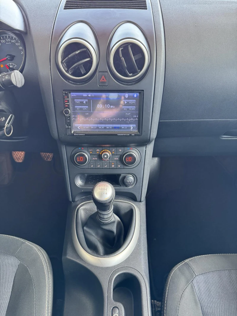 Nissan Qashqai 1.6td., снимка 16 - Автомобили и джипове - 50947923