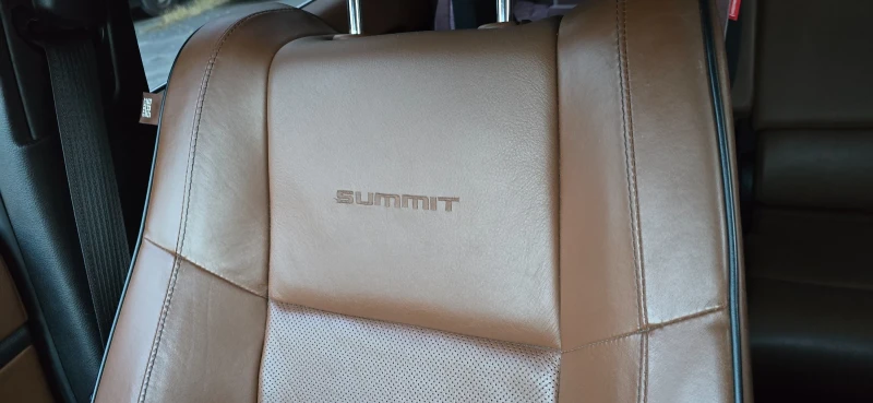 Jeep Grand cherokee 5.7 Summit, снимка 14 - Автомобили и джипове - 52907869