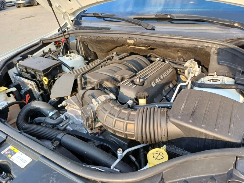 Jeep Grand cherokee 6.4 SRT, снимка 12 - Автомобили и джипове - 52234148