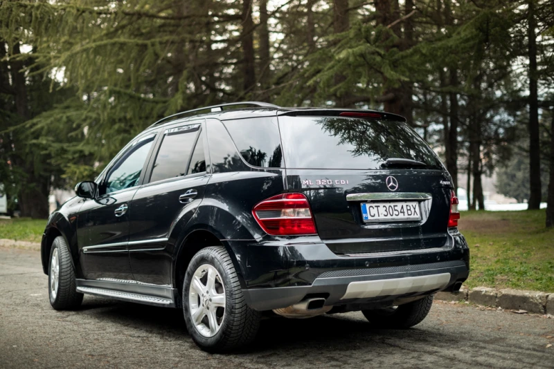 Mercedes-Benz ML 320 CDI 4MATIC 7G-TRONIC, снимка 2 - Автомобили и джипове - 52664153
