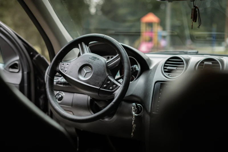 Mercedes-Benz ML 320 CDI 4MATIC 7G-TRONIC, снимка 6 - Автомобили и джипове - 52664153