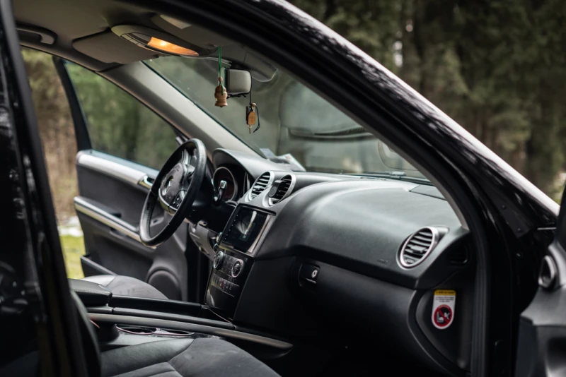 Mercedes-Benz ML 320 CDI 4MATIC 7G-TRONIC, снимка 5 - Автомобили и джипове - 52664153