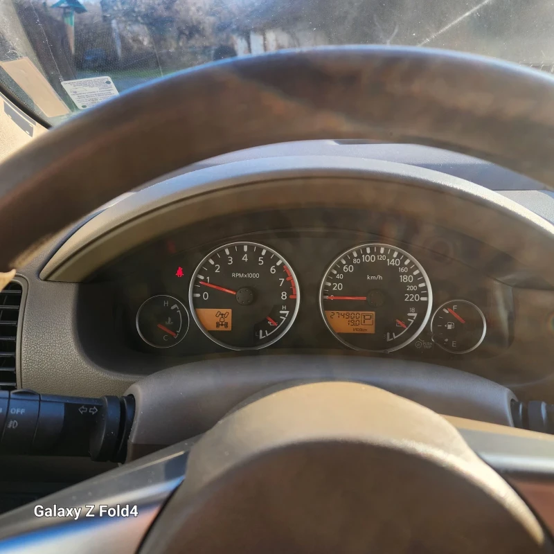 Nissan Pathfinder Джип , снимка 5 - Автомобили и джипове - 52906842