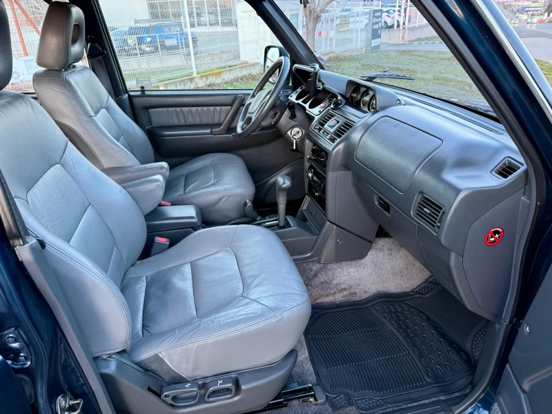 Mitsubishi Pajero * 3.5i* V6* 208HP* LPG* SUPER SELECT* , снимка 9 - Автомобили и джипове - 53091520