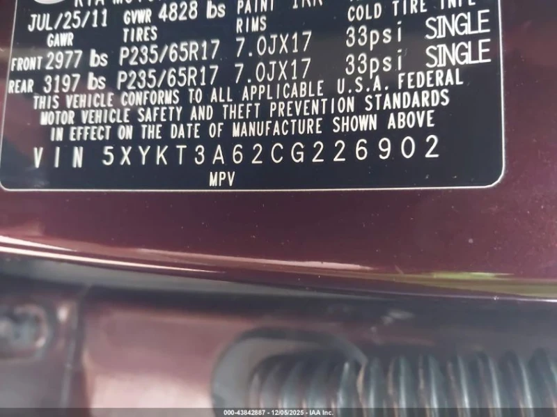 Kia Sorento 2.4L I-4 DI, DOHC, VVT, 191HP Front Wheel Drive, снимка 16 - Автомобили и джипове - 53133711