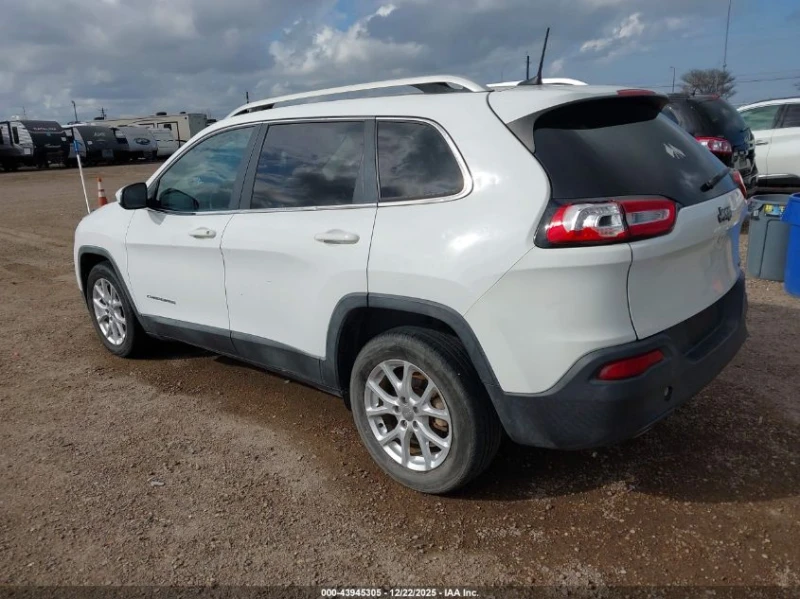 Jeep Cherokee 2.4l Latitude Fwd, снимка 3 - Автомобили и джипове - 53325809