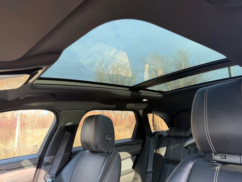 Land Rover Range Rover Velar 3.0 d black edition перфектен, снимка 10 - Автомобили и джипове - 53366105