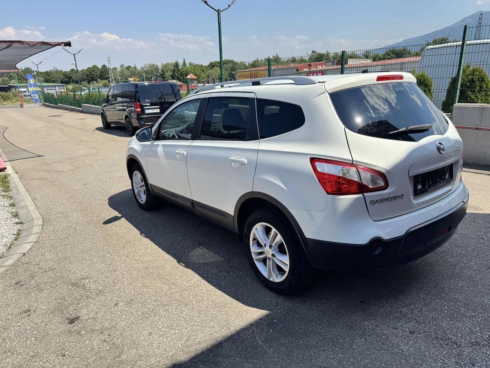 Nissan Qashqai 1.6td. - изображение 6