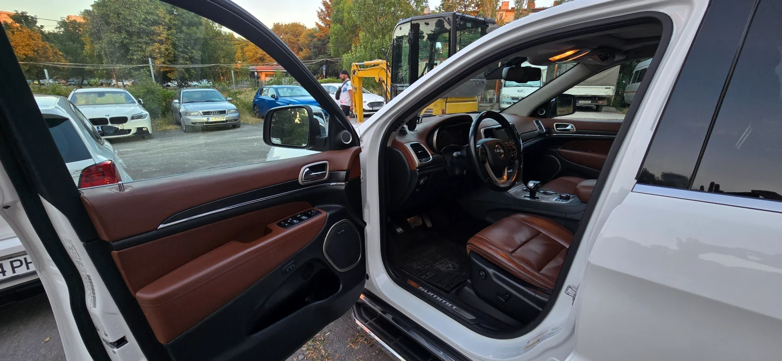 Jeep Grand cherokee 5.7 Summit | Mobile.bg   15