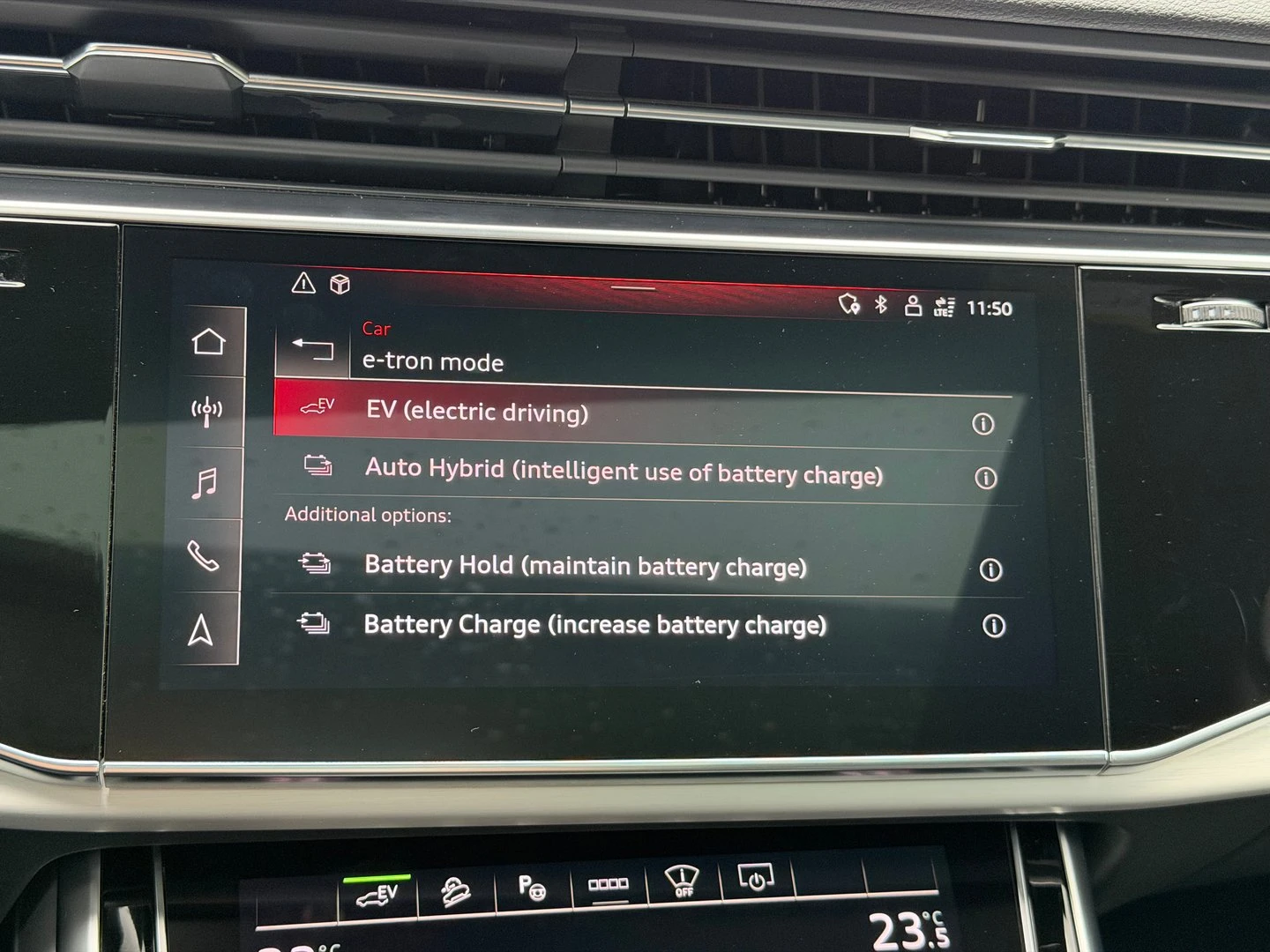 Audi Q7 55 TFSIe quattro, снимка 15 - Автомобили и джипове - 54293743