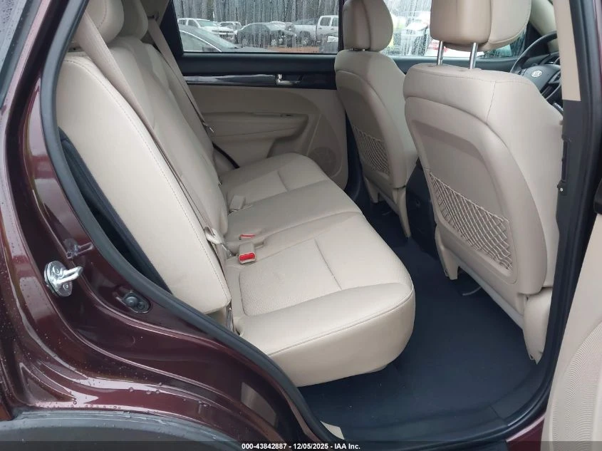 Kia Sorento 2.4L I-4 DI, DOHC, VVT, 191HP Front Wheel Drive | Mobile.bg � ����������� 15