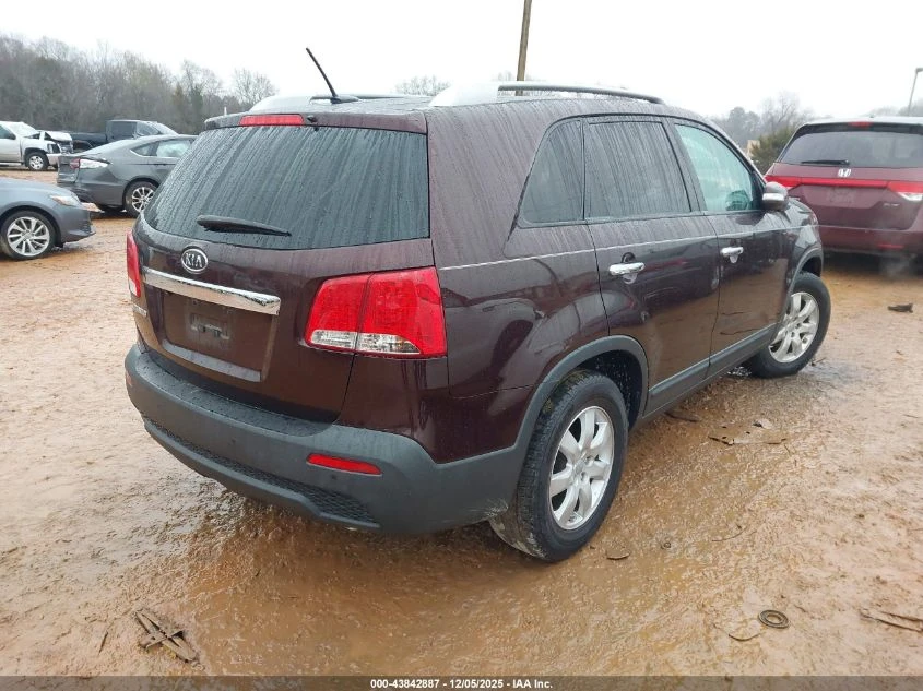 Kia Sorento 2.4L I-4 DI, DOHC, VVT, 191HP Front Wheel Drive | Mobile.bg � ����������� 11
