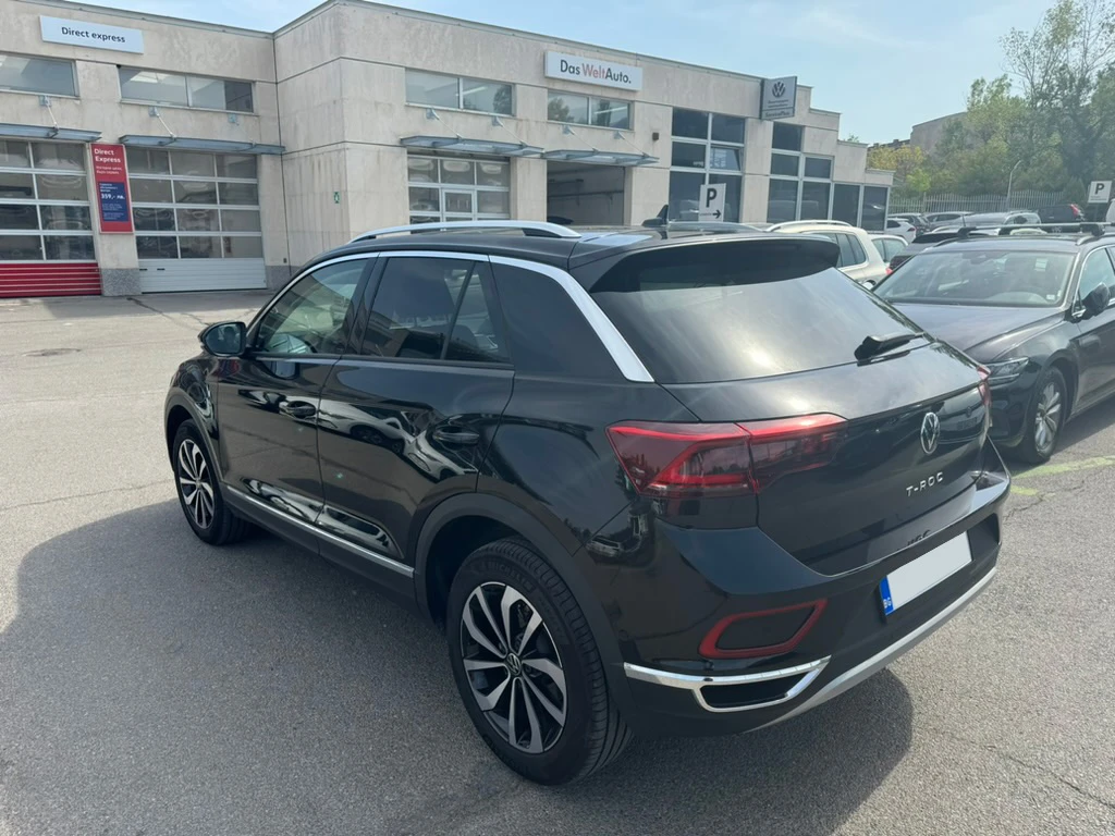 VW T-Roc Style 1.5 TSI DSG Гаранция до 2028 г., снимка 4 - Автомобили и джипове - 53713641