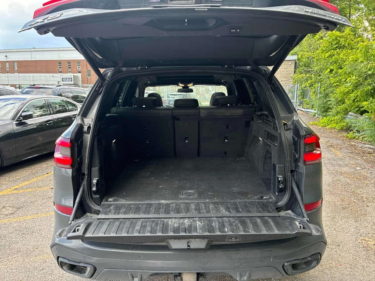 BMW X5 * xDrive40i * ПОДГРЕВИ * 360 * PANO * CARFAX, снимка 14 - Автомобили и джипове - 55073986