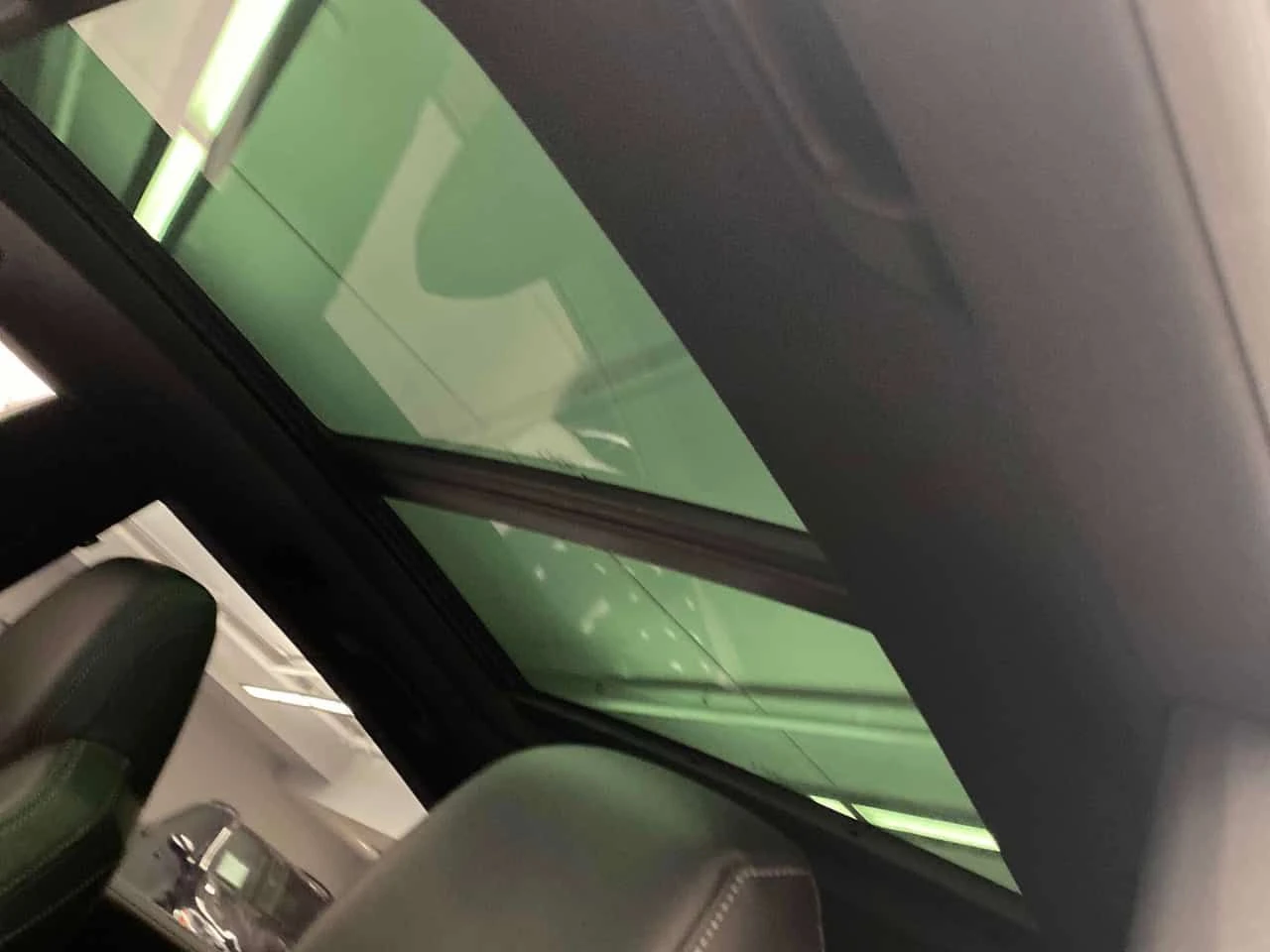 Audi RSQ8 * 4.0 TFSI quattro * CARFAX * ОПЦИЯ ЗА ФИНАНСИРАНЕ, снимка 13 - Автомобили и джипове - 55723892