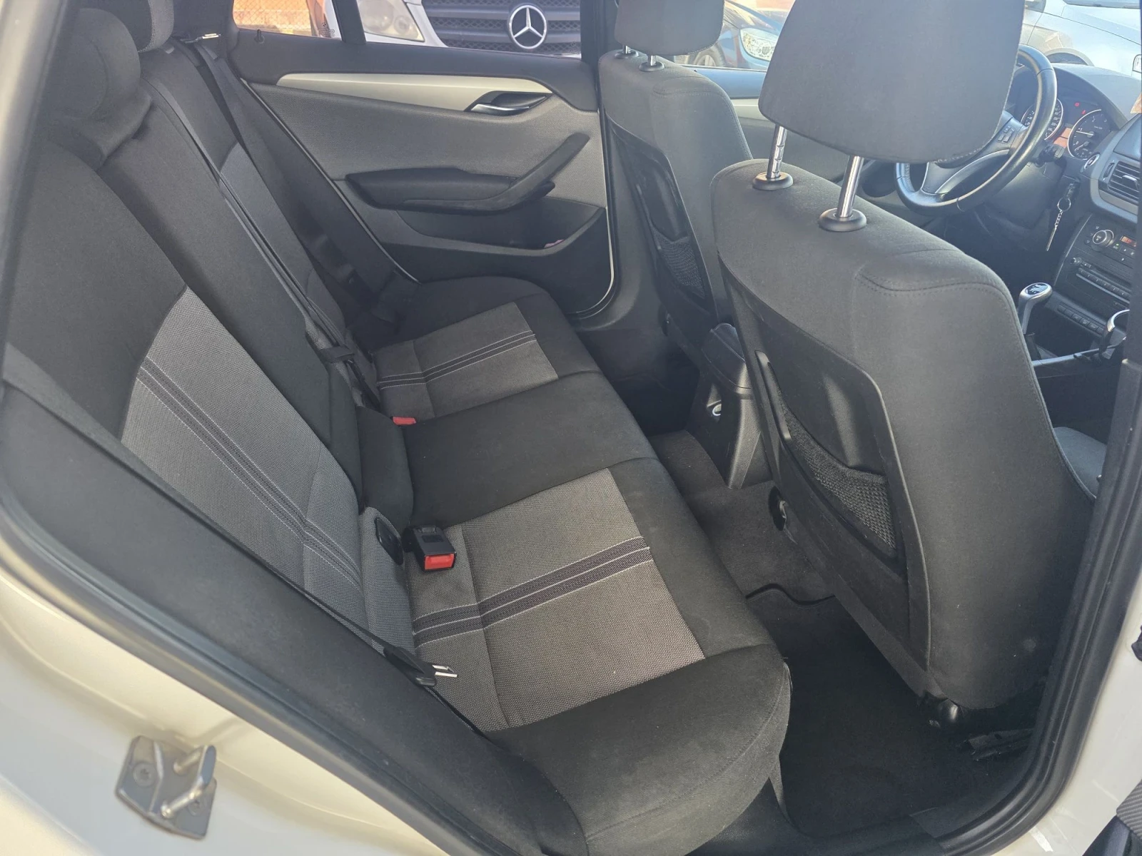 BMW X1 �-������� 4�4 177�� ��������� 8�� ������  | Mobile.bg � ����������� 8