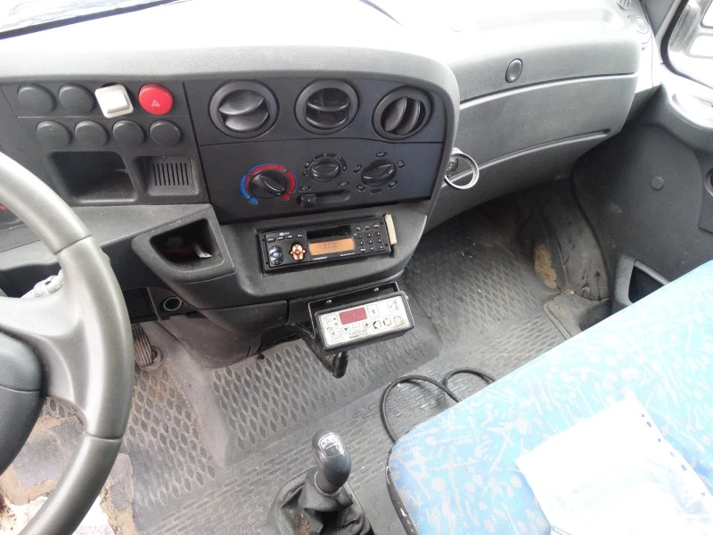 Iveco 35c13 35E10TDI, снимка 12 - Бусове и автобуси - 46500398