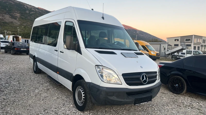 Mercedes-Benz Sprinter 315 Макси 9 места 646/ 150 коня едно турбо , снимка 2 - Бусове и автобуси - 47444112