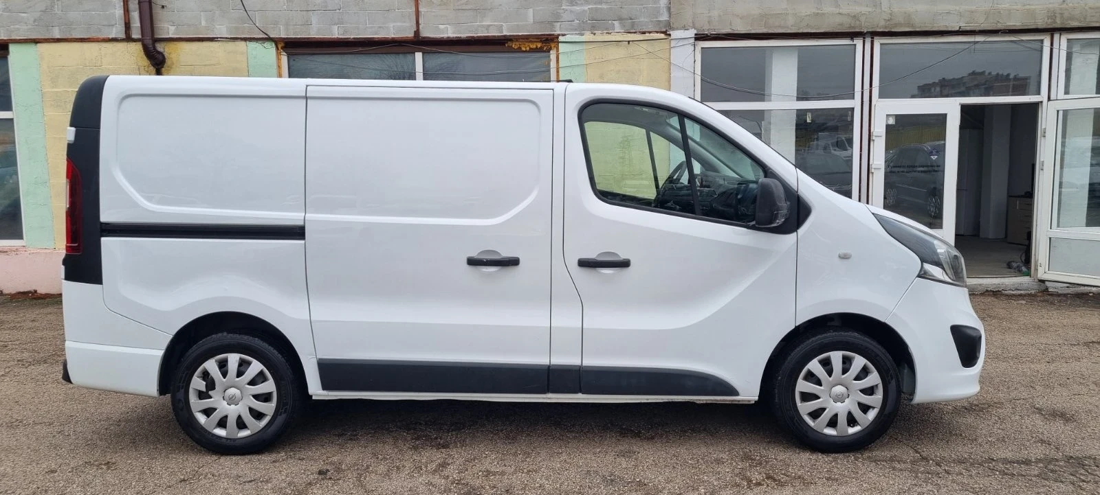 Opel Vivaro 1.6 CDTI KLIMA ITALY - изображение 4