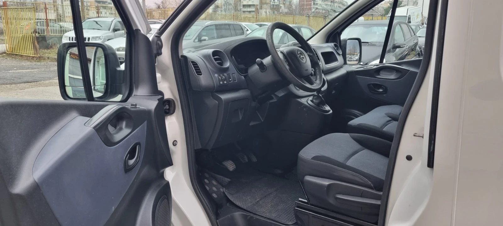 Opel Vivaro 1.6 CDTI KLIMA ITALY - изображение 9