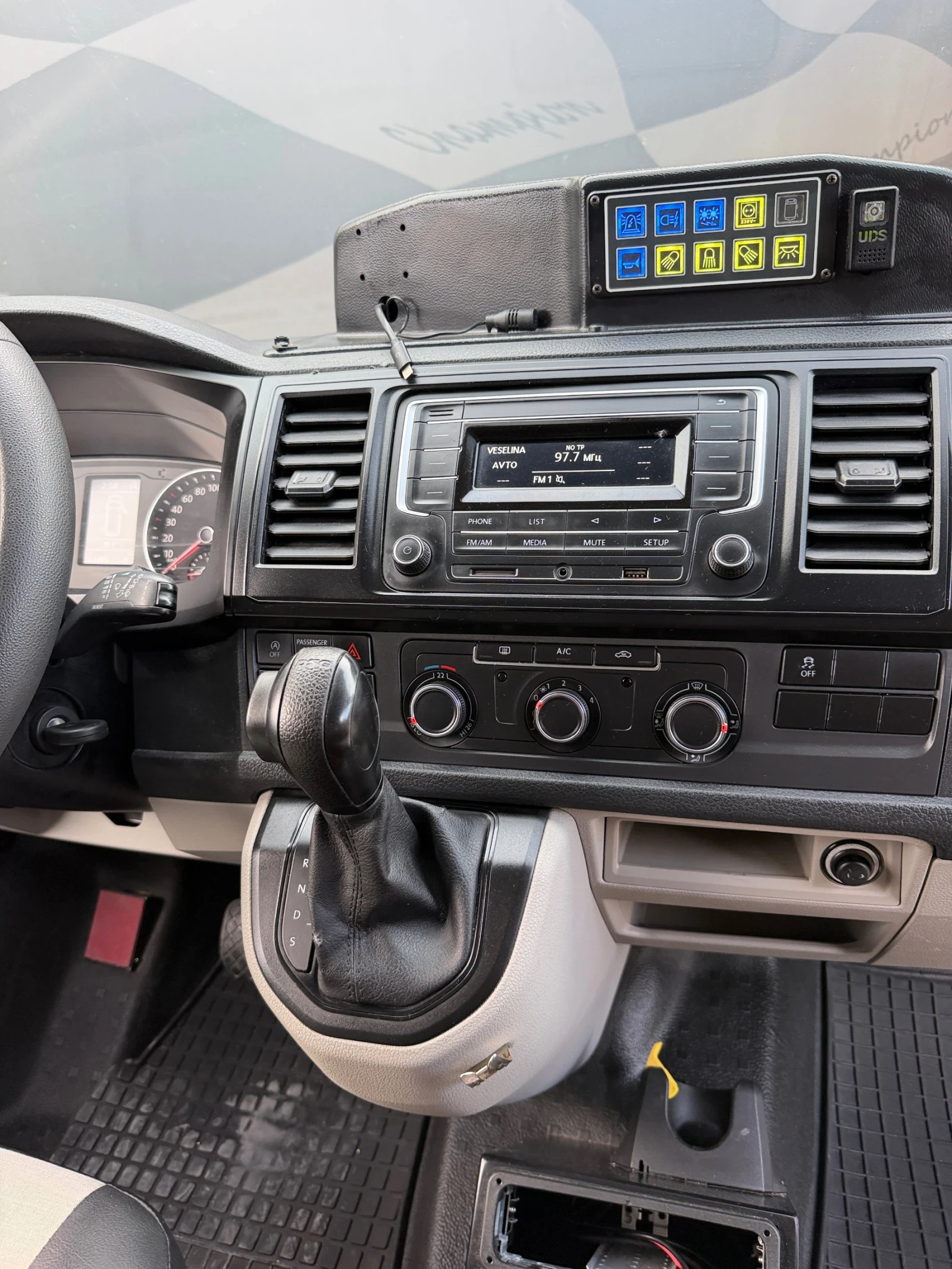 VW Transporter Бартер лизинг без доходи, снимка 9 - Бусове и автобуси - 54948682
