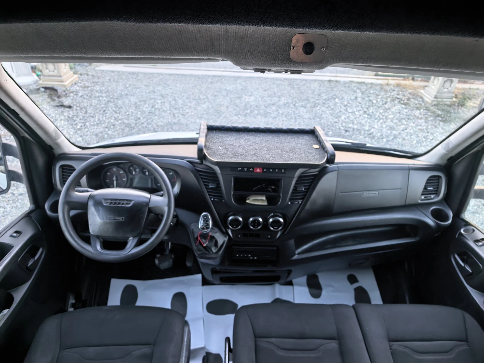 Iveco Daily 35S11 2.3, снимка 11 - Бусове и автобуси - 55773058