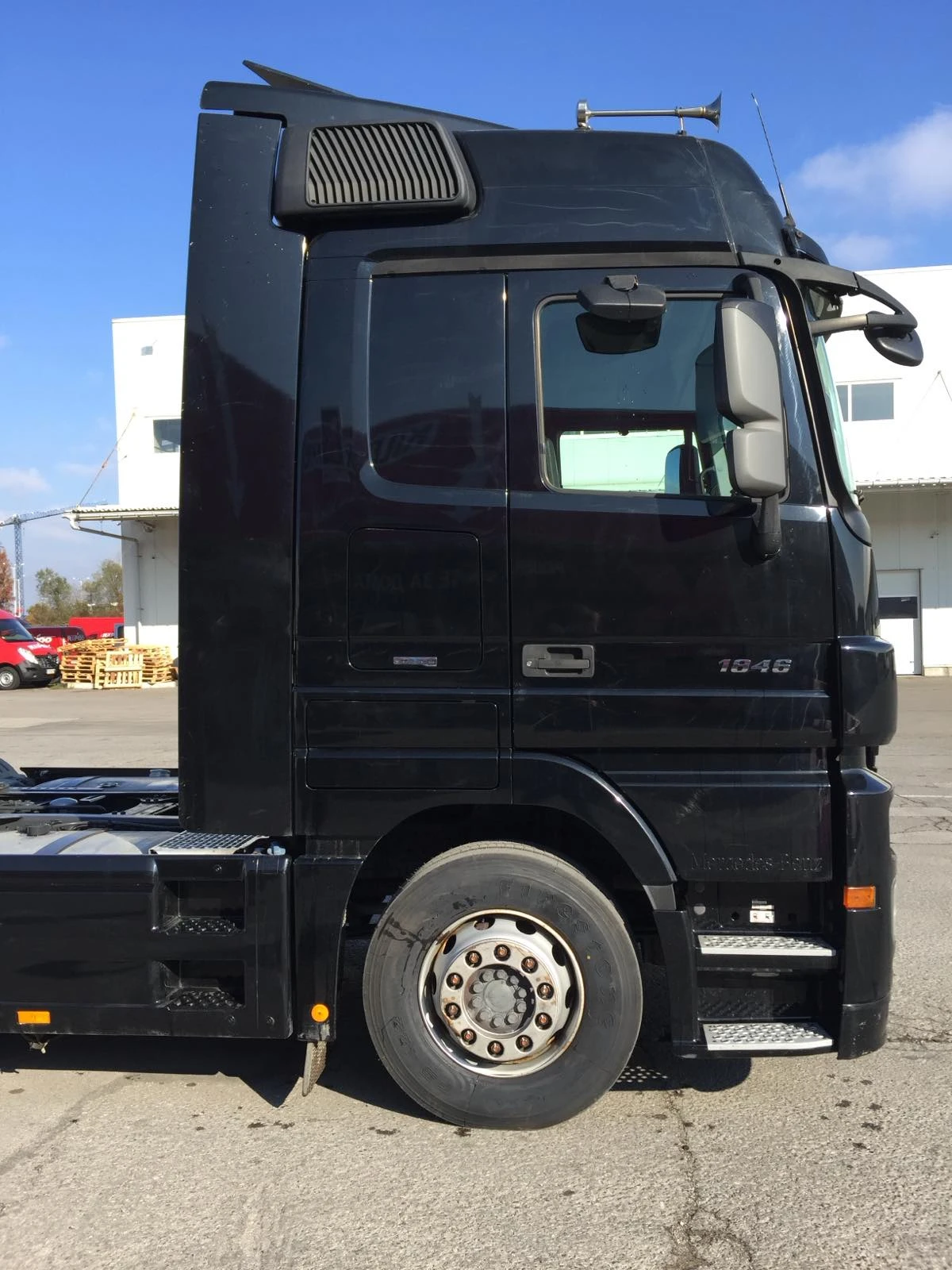 Mercedes-Benz 1848 1846 - изображение 2