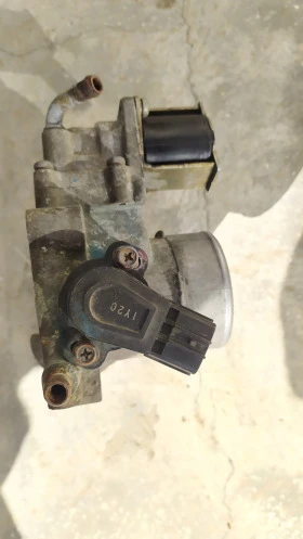 Дроселова клапа за Мазда , снимка 2