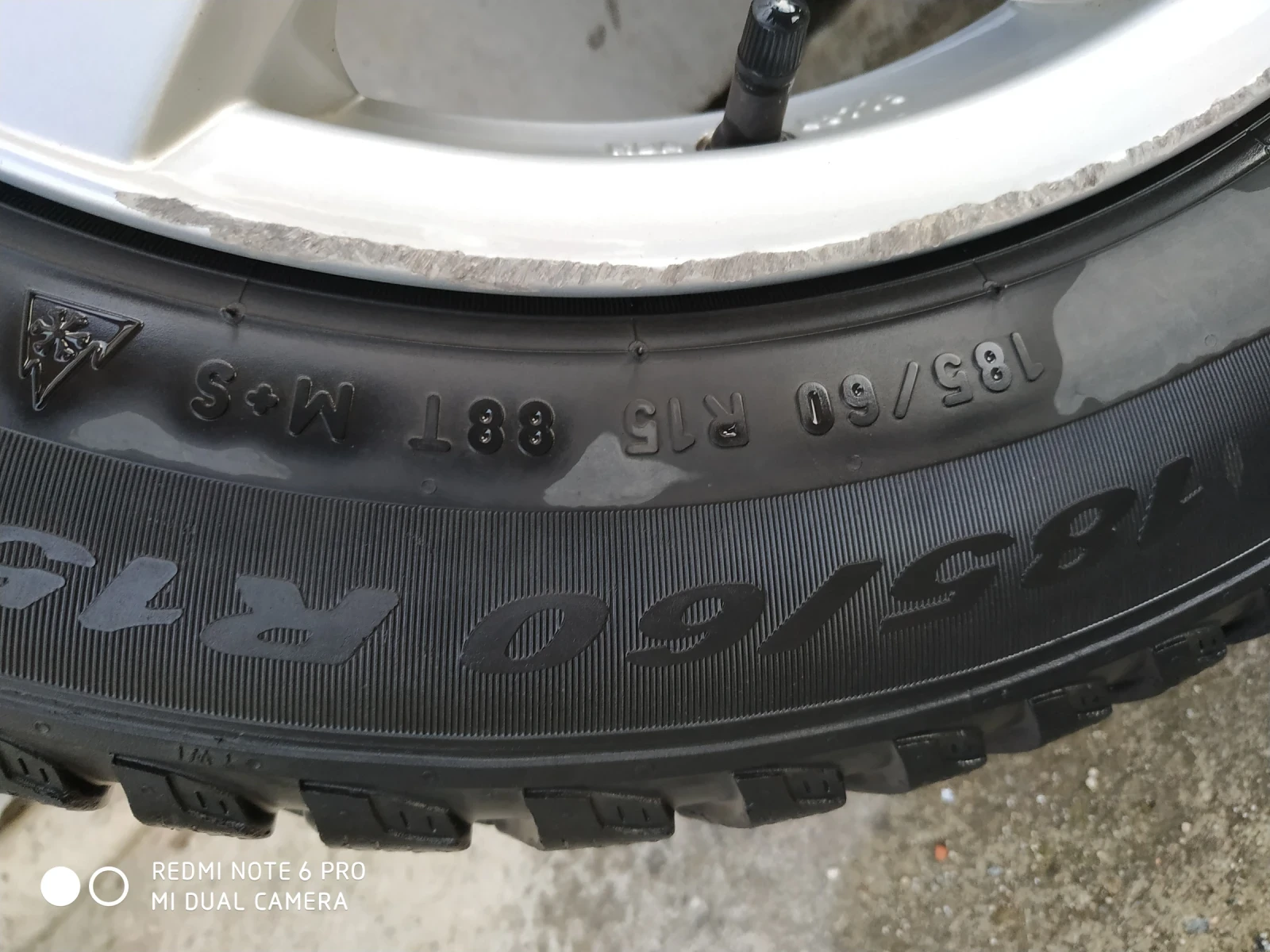    185/60R15  Renault Clio | Mobile.bg   12