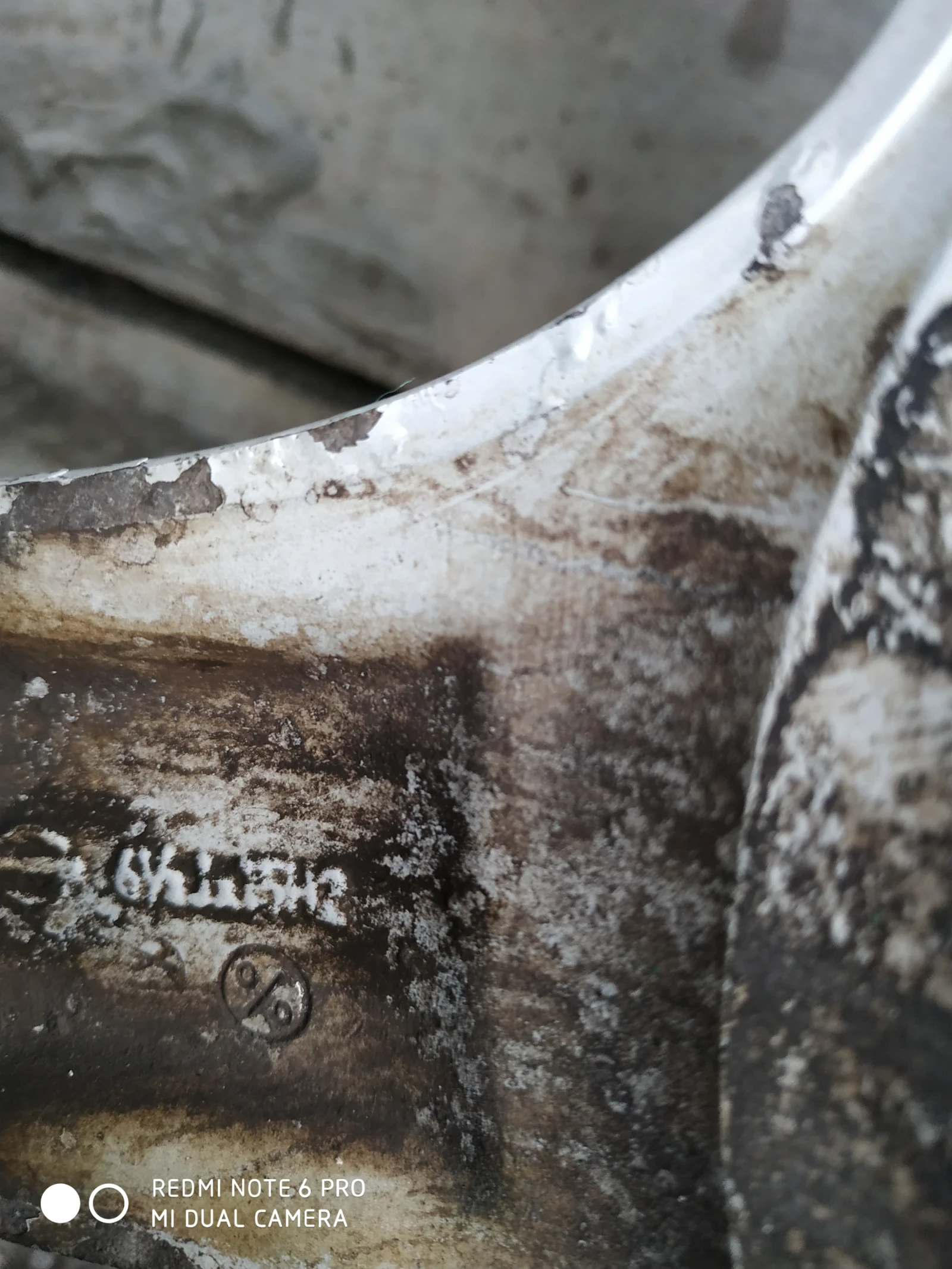    185/60R15  Renault Clio | Mobile.bg   14