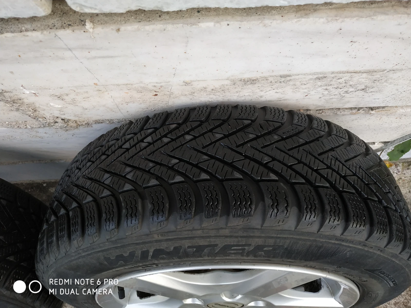    185/60R15  Renault Clio | Mobile.bg   3