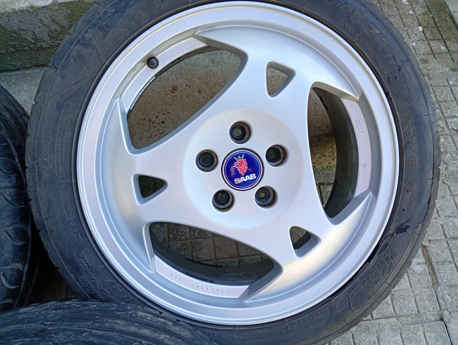 Гуми с джанти Riken 225/45R17, снимка 4 - Гуми и джанти - 54184772