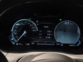 Genesis GV70 2.5T Gasoline AWD| 300к.с.| ВКЛ.ТЕХНОТЕСТ, снимка 8