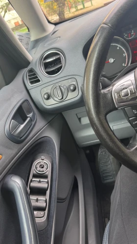 Ford Galaxy 2, 0TDCI Ghia 6+ 1 Панорама - 8299 лв. / 4243.21 € - 73143155 17