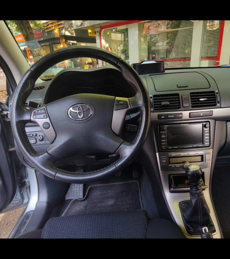 Toyota Avensis, снимка 5 - Автомобили и джипове - 47391393