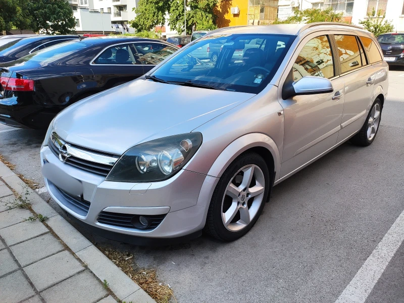 Opel Astra H / 1.6 Бензин/Газ(LPG), снимка 1 - Автомобили и джипове - 49055618