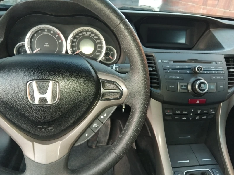 Honda Accord 2.0i , снимка 8 - Автомобили и джипове - 49120923