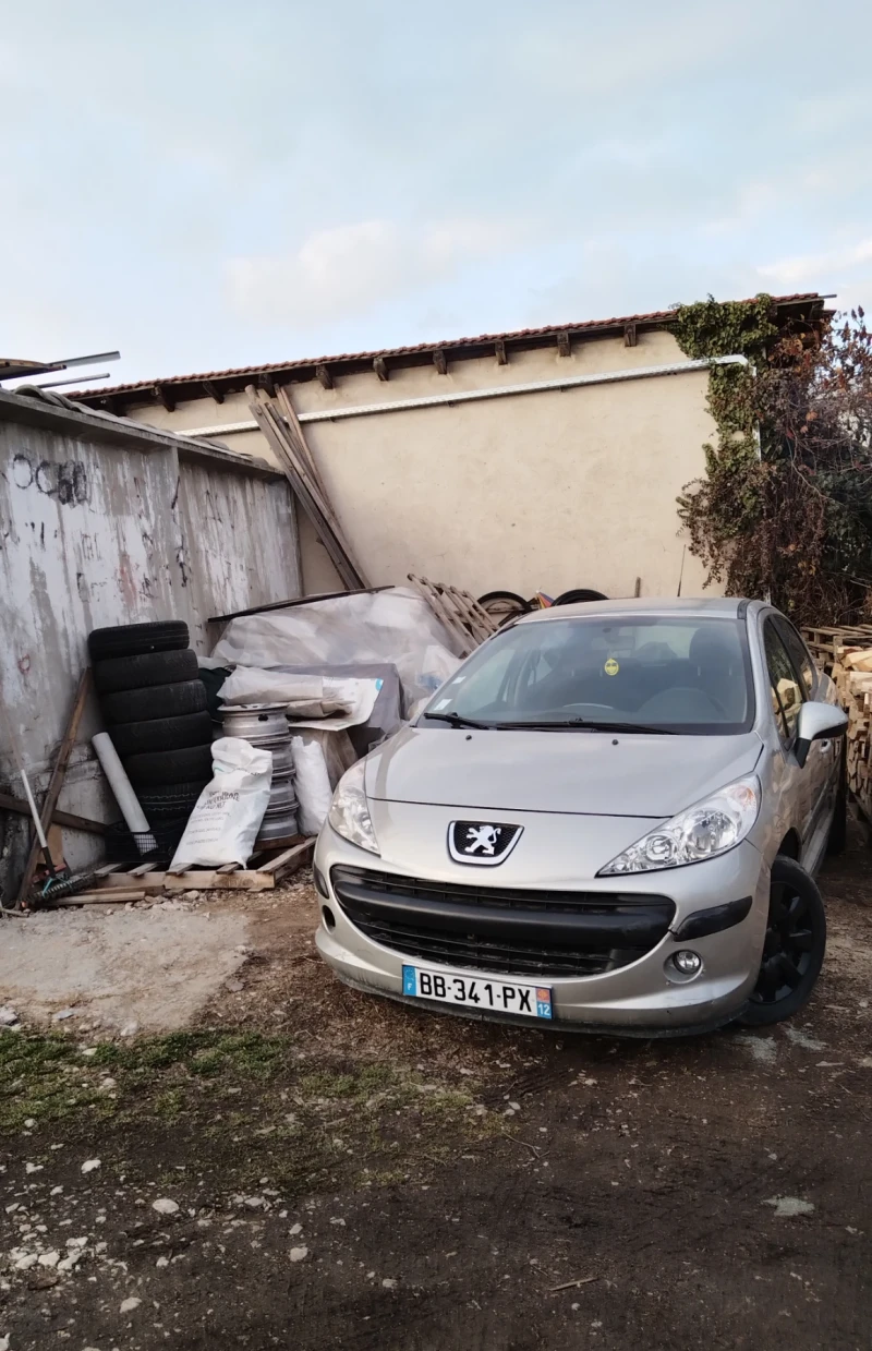 Peugeot 207 1.4 i, снимка 1 - Автомобили и джипове - 49415871