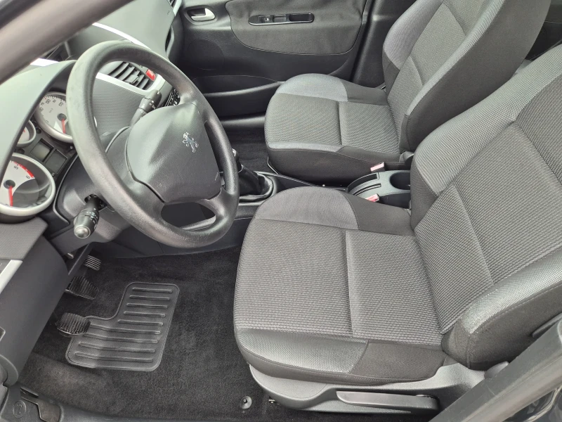 Peugeot 207 1.6 HDI, снимка 12 - Автомобили и джипове - 49656668
