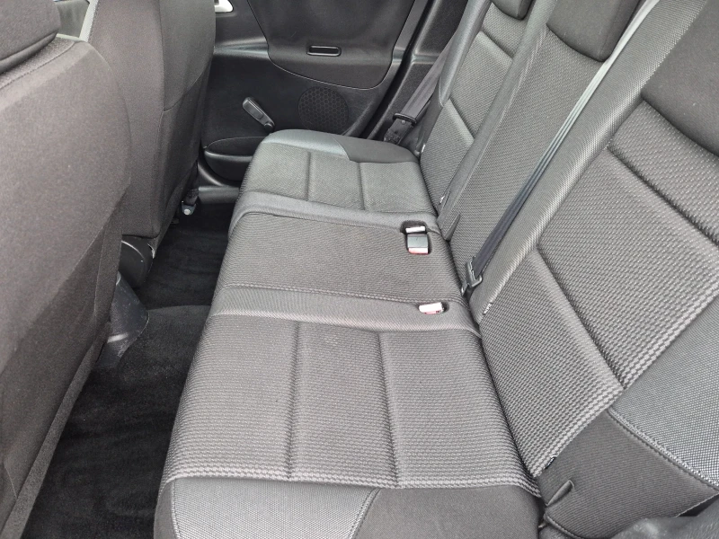 Peugeot 207 1.6 HDI, снимка 11 - Автомобили и джипове - 49656668