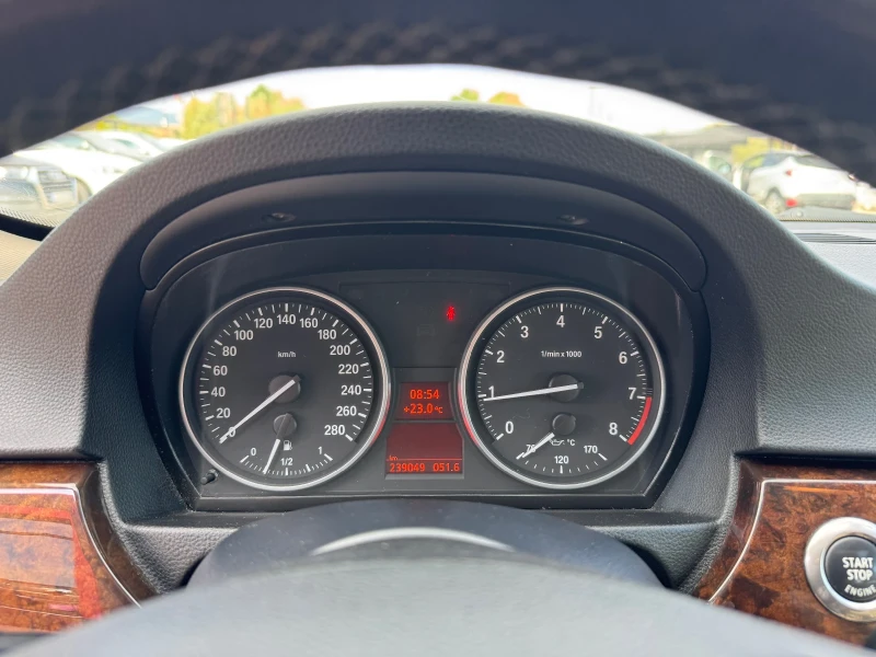 BMW 325 i-COUPE-X DRIVE-ШИБЕДАХ-ПОДГРЕВ-СМЕНЕНИ ВЕРИГИ, снимка 12 - Автомобили и джипове - 51399077