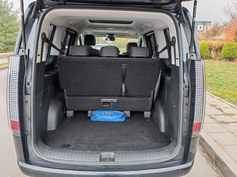 Hyundai Staria 5900лв за получаване, 2.2 CRDi 4x4 8+ 1м автомат, снимка 6 - Автомобили и джипове - 52525596