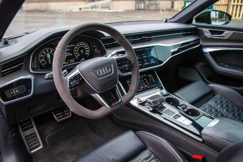 Audi Rs6 * 4.0 TFSI * CARFAX * БЕЗ ПЪРВОНАЧАЛНА ВНОСКА, снимка 5 - Автомобили и джипове - 52836698