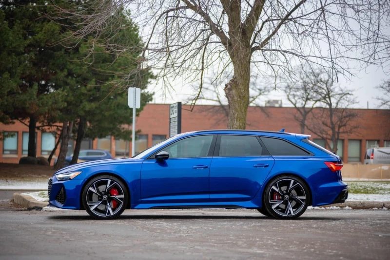 Audi Rs6 * 4.0 TFSI * CARFAX * БЕЗ ПЪРВОНАЧАЛНА ВНОСКА, снимка 2 - Автомобили и джипове - 52836698