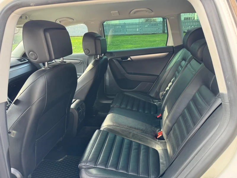 VW Passat 2.0 TDI 4Motion| парк-асист| печка| летни+ зимни, снимка 9 - Автомобили и джипове - 53141474
