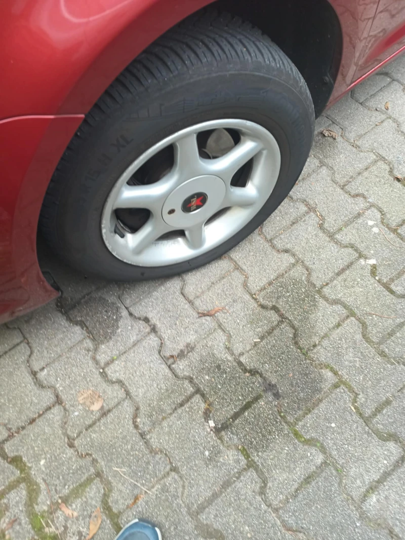 VW Touran, снимка 9 - Автомобили и джипове - 53446262